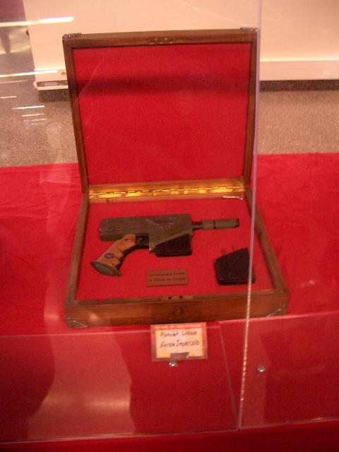 Image attach&eacute;e